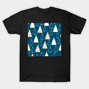 Christmas tree in different styles T-Shirt